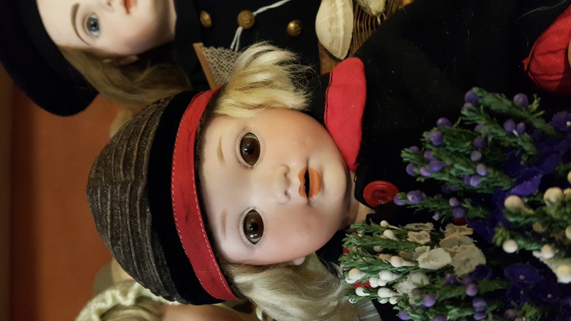 Poupée bébé, ARMAND MARSEILLE 985, tête à perruque châtain