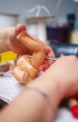 restauration de poup�es anciennes